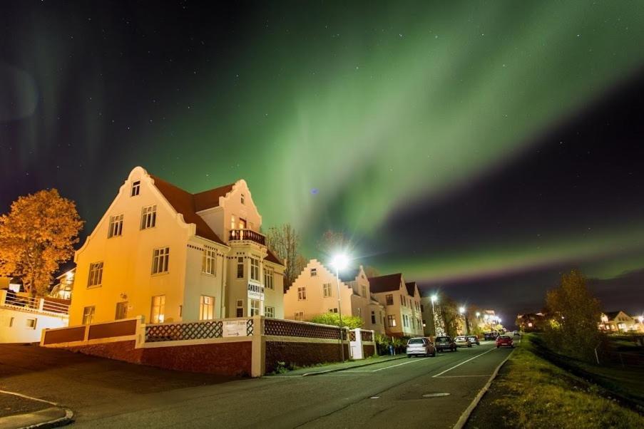 Guesthouse Akurinn Акурейрі Екстер'єр фото