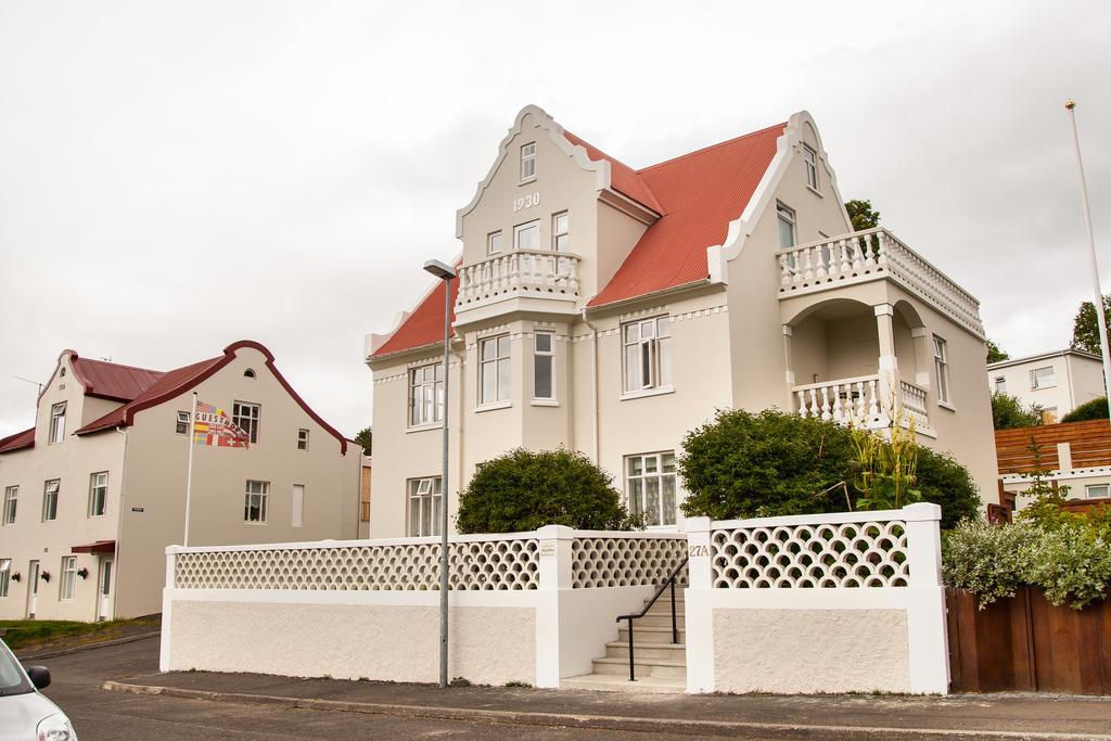 Guesthouse Akurinn Акурейрі Екстер'єр фото