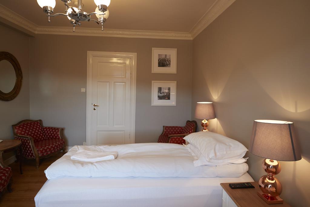 Guesthouse Akurinn Акурейрі Екстер'єр фото
