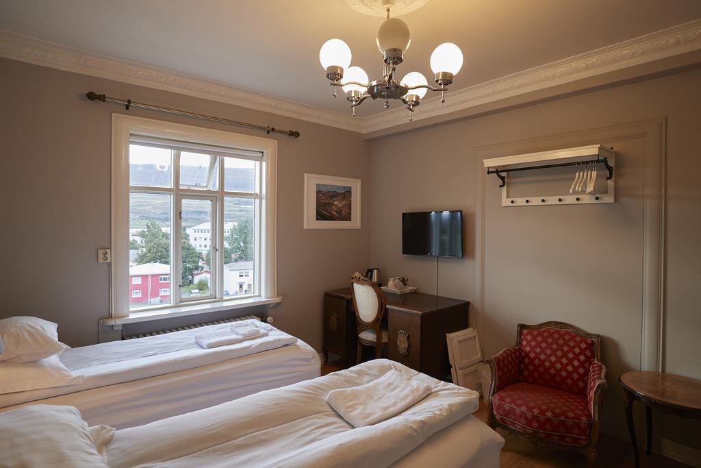 Guesthouse Akurinn Акурейрі Екстер'єр фото