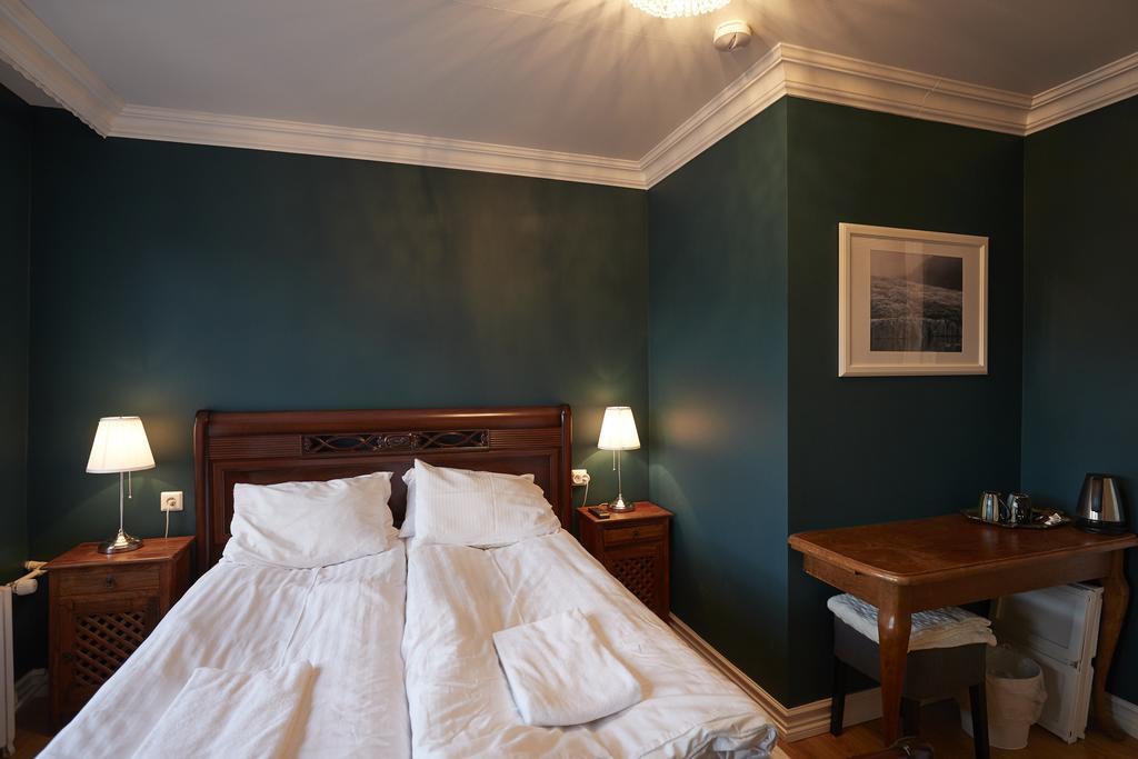 Guesthouse Akurinn Акурейрі Екстер'єр фото