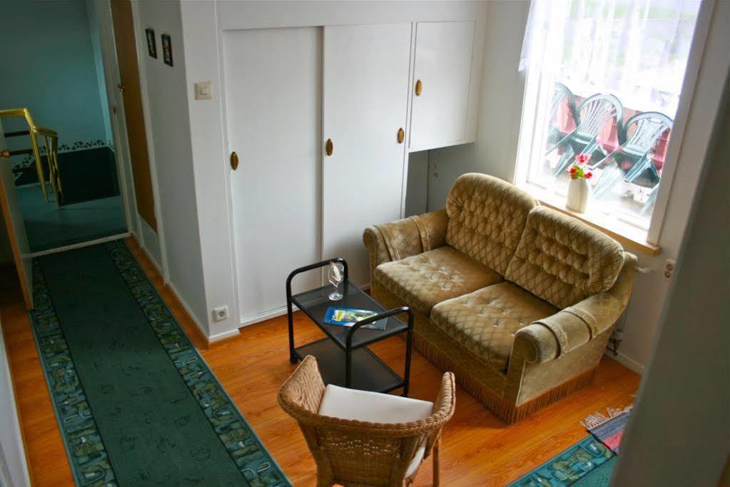 Guesthouse Akurinn Акурейрі Екстер'єр фото